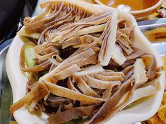 -灌县老妈砂锅串串香(万科红生活广场店)