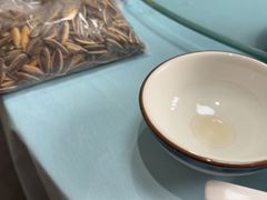 -崴海渔村(虹梅路店)