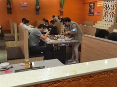 -名门潮牛·鲜牛肉海鲜火锅.烧烤自助餐厅(诚丰广场店)