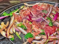 炙烤牛肉-赤铁扒拉锅·烤串·烤鸽子