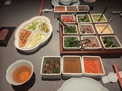 -左庭右院鲜牛肉火锅黑金店(陆家嘴中心店)