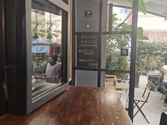 -转山咖啡(松柏社区店)