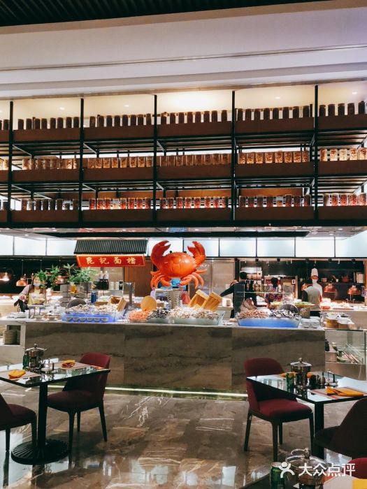 飨食汇全日制餐厅·昆山皇冠假日酒店(九方店)图片