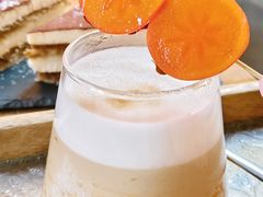 柿柿如意拿铁-16毫米咖啡&酒吧(南锣鼓巷店)