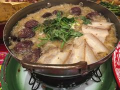 -闯关东东北农家菜(崂山石老人店)