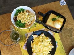 -来龙里 精致 东南亚餐室(万象城店)