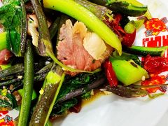 腊味炒红菜苔-菁菁有味湖北恩施菜
