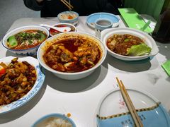 -川人百味(金安中央大街店)