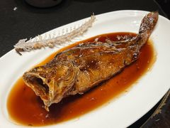金蒜糖醋大黄鱼-四季民福烤鸭店(外滩外白渡桥店)