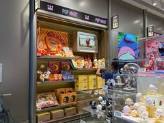 -泡泡玛特POPMART(东直门来福士店)