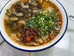 -明记汤揪片子炒面(红山市场特色美食街店)