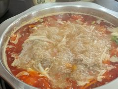 -黄利砖万峰林布依特色酸笋牛肉馆