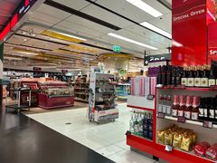 -维也纳国际机场