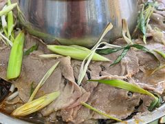 -撒拉人家.酸菜牦牛肉火锅