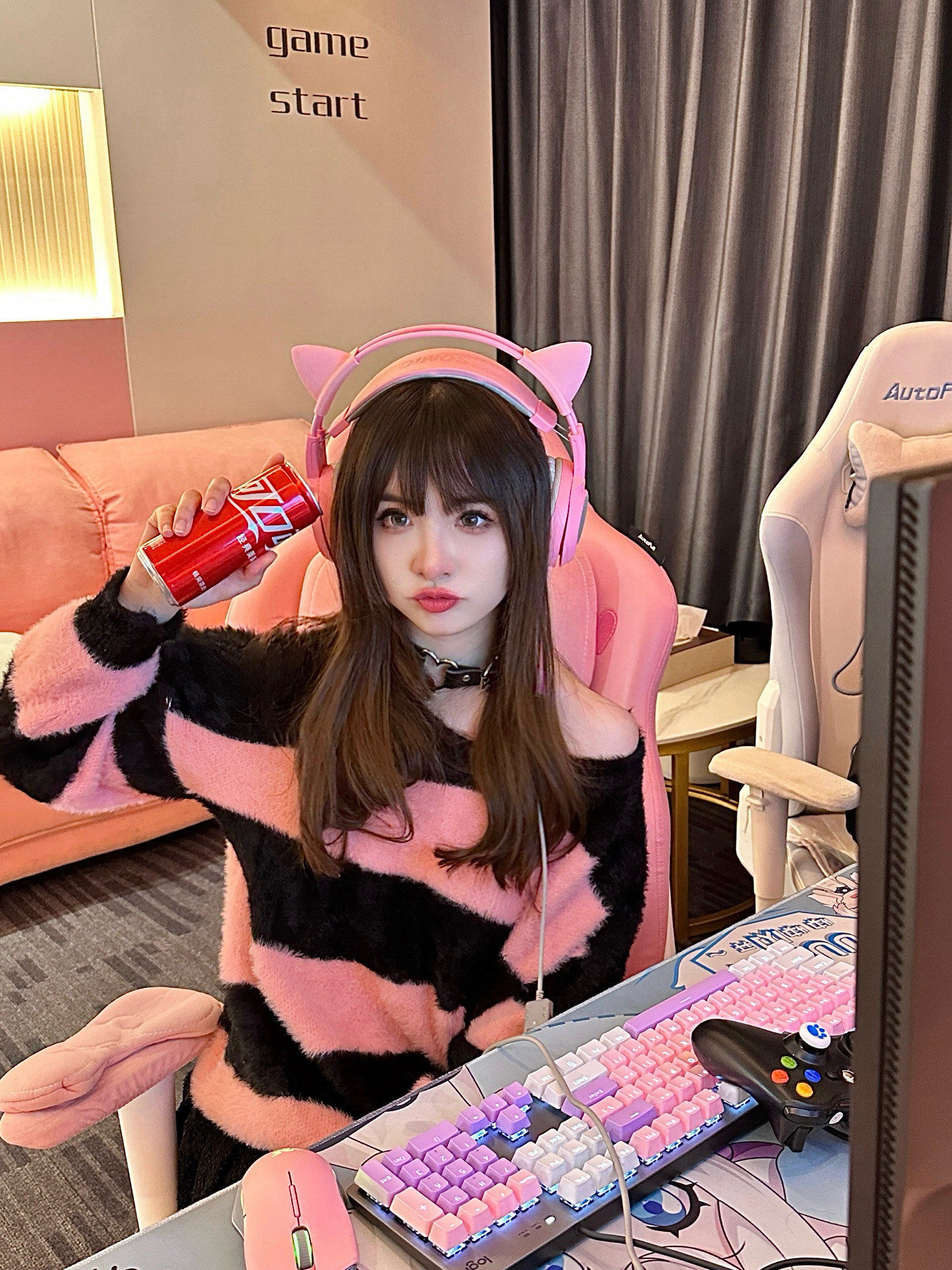 公主请入座96超高颜值当少女粉电竞房