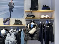 -fila(日月光中心广场店)