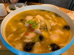 -赶海部落海鲜城(海阳路店)