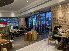 大堂-Tims天好咖啡·贝果(雁展路万象天地店)