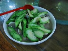 丝瓜xx煲，盘子直径-和记菜馆