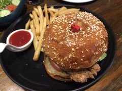 -1886德国汽车餐厅(外滩中央店)