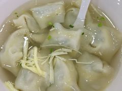 荠菜鲜肉大馄饨-老盛兴汤包馆(大华二路店)