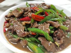 指天椒炒牛肉-好好滋味茶餐厅