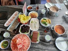 -云中捞高空旋转餐厅(商茂世纪广场店)
