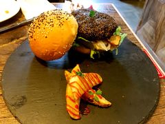 -HIGH FIVE哈福手工汉堡(桂林路店)