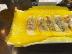 -东来菜馆•手抓海鲜家常菜•海鲜锅贴(鸽子窝店)