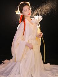 -经典婚纱摄影美学馆·私人定制