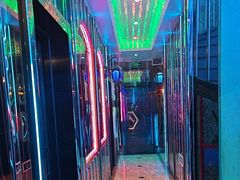 -路边边.炒菜烧烤.音乐餐厅(良乡长虹店)