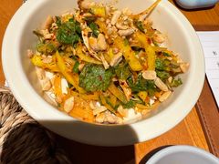 柠檬辣青芒手撕鸡-SHAN山(前滩太古里店)