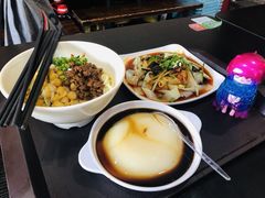-秦云老太婆摊摊面(磁器口店)