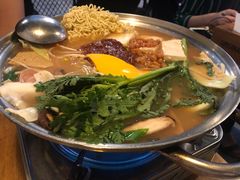 部队火锅-富乐满韩国正宗炸鸡韩国料理(虹泉路店)