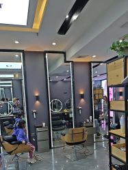 -藤野造型烫染·漂发