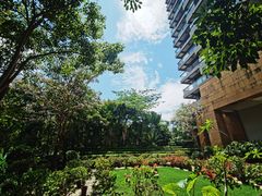 -三亚湾海居铂尔曼度假酒店