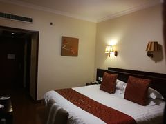 -爱舍海岸酒店(香港中路五四广场店)