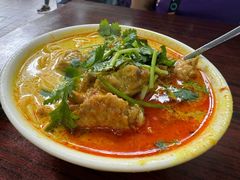 -成群小食店