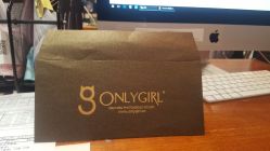 -onlygirl摄影美学馆高端定制(江滩店)