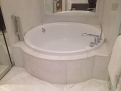 -苏州金鸡湖中茵皇冠假日酒店