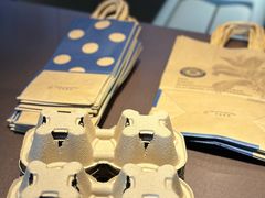 -瑞幸咖啡(大连罗斯福广场一层店)