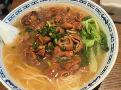 红烧大肠面-辣肉面大王(天平路店)