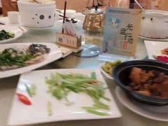 香大师牛腩-锦粤宫·精致粤菜(深圳北站店)