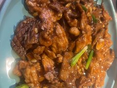 老爆三-大胡同天津菜·海肠捞饭·津门皮皮虾锅贴一绝(西姜井店)