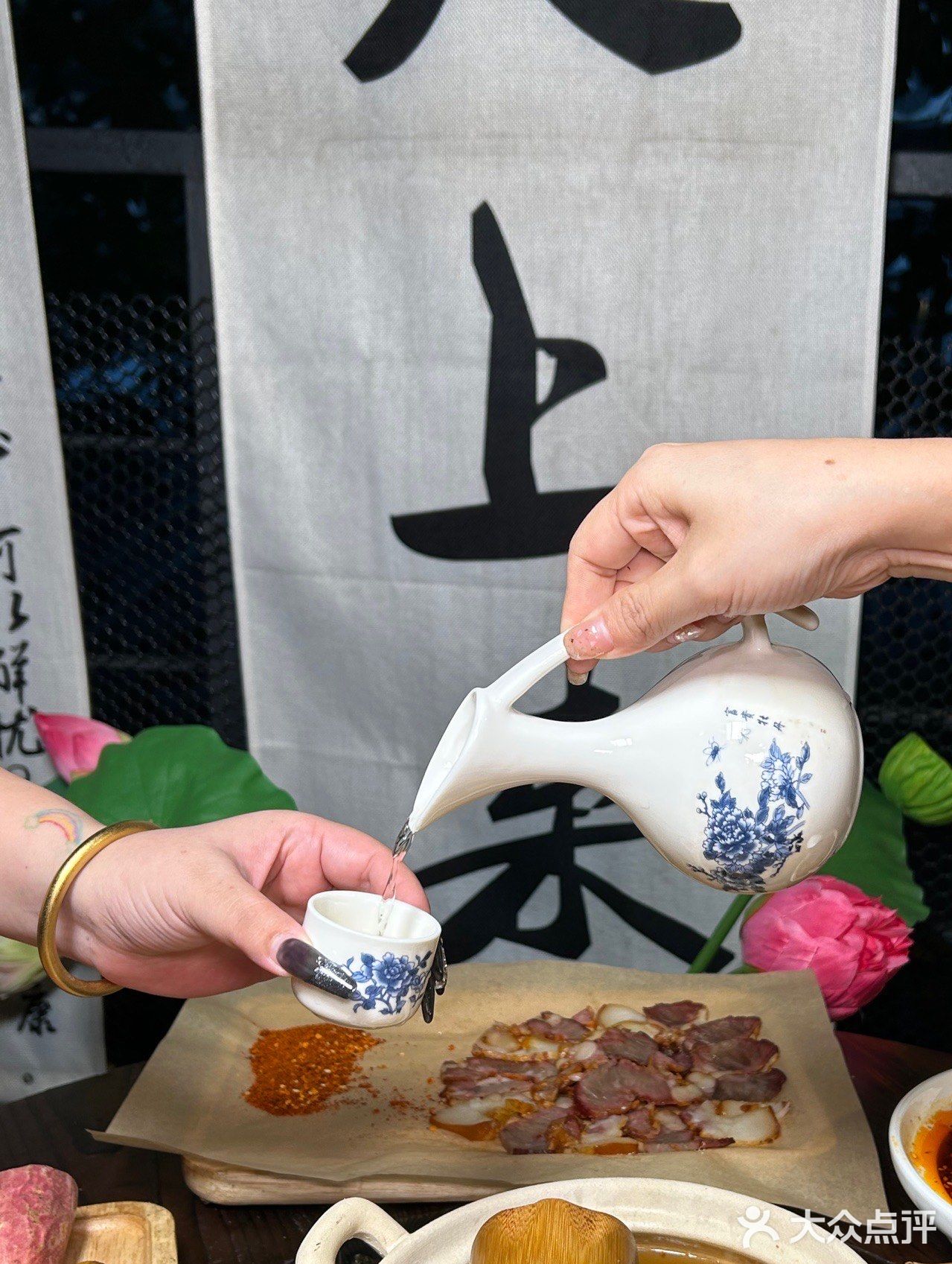 秋，约上好友围炉煮酒可好？