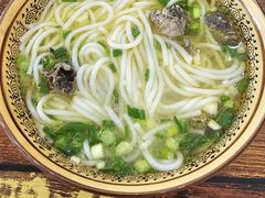 -正宗李家土鸡米线店