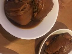 -Kha Mu Charoensang(Silom)