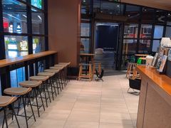 -星巴克(上海虹桥新天地二店)