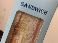 -皇冠幸福里动物奶油生日蛋糕(光谷软件园店)