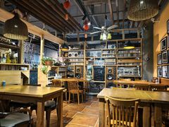 -蜗牛的家旅行主题云南菜餐厅.小酒馆(护国寺店)